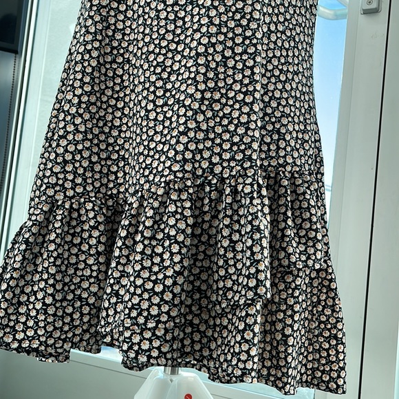 SHEIN floral dress size small - Picture 4 of 8